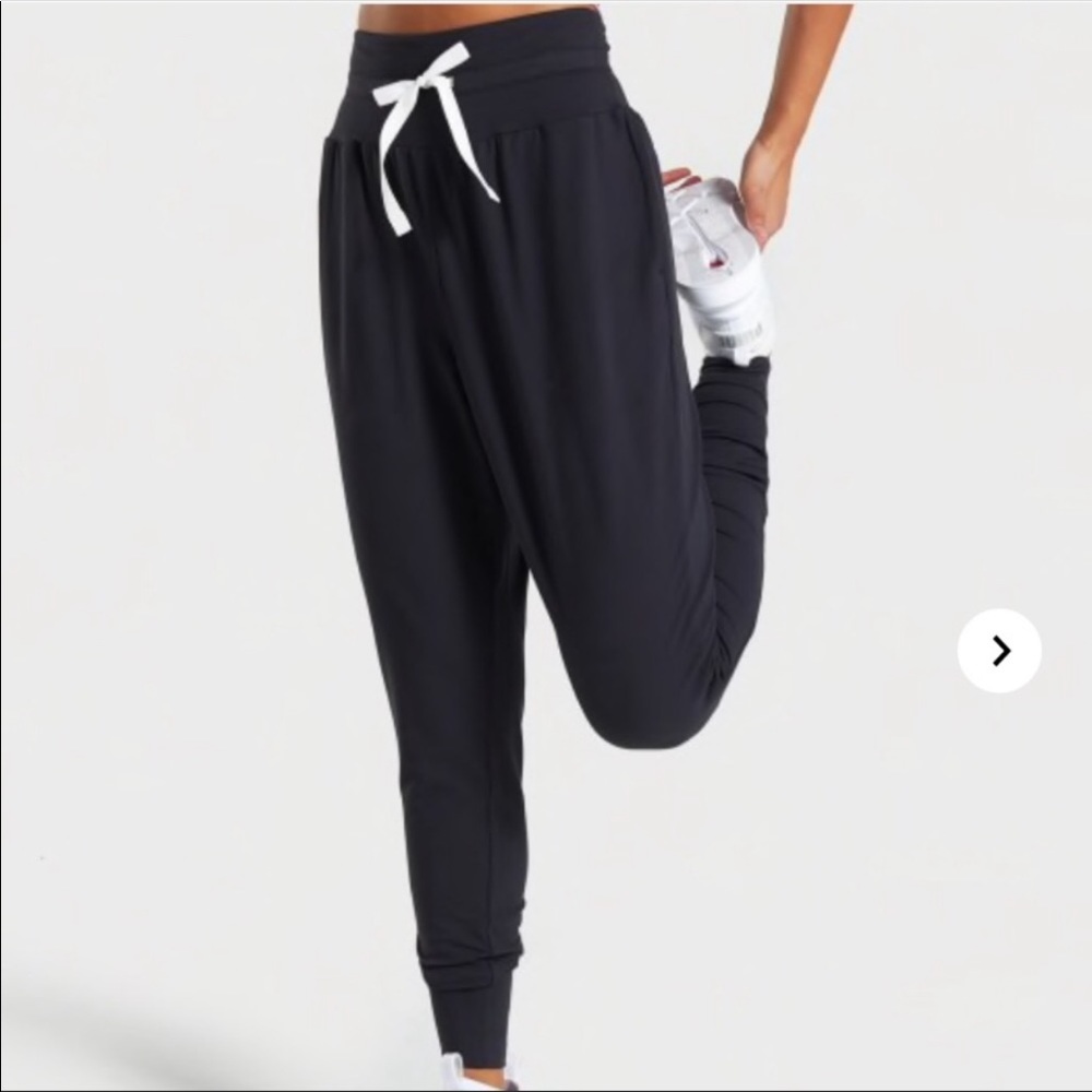 Gymshark poise hareem joggers